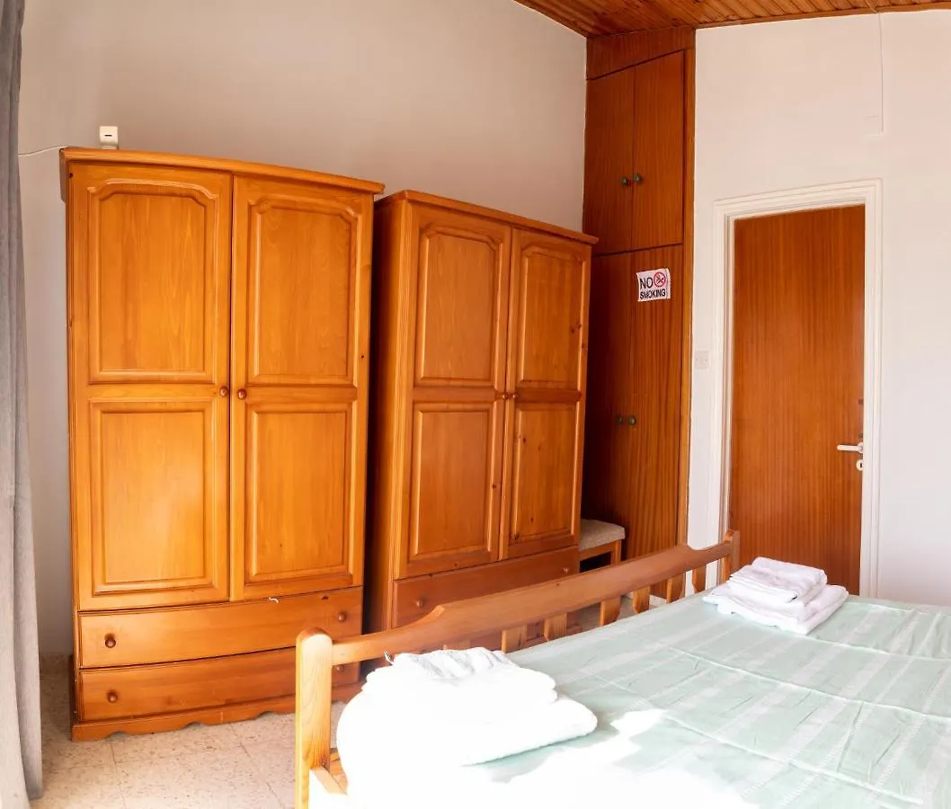 Spyros No23 Charming Oceanview Maisonette Meneou Cyprus